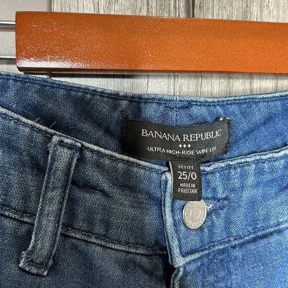 Banana Republic Jeans Ultra High Rise Wide Leg Blue Color - Picture 3 of 7